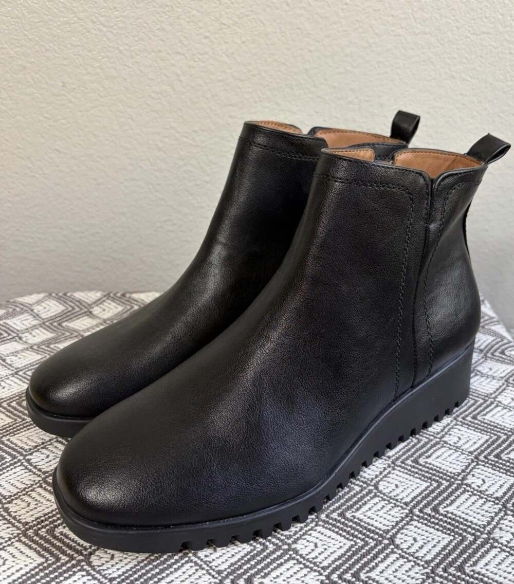 Eurosoft by Sofft Dallan Black Wedge Ankle Boots Size 8.5M Side Zip
